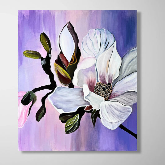 Modernes handgemaltes Acrylgemälde einer weißen Magnolie auf violettem Hintergrund, florale Wandkunst auf Leinwand für Wohnzimmer-Deko.