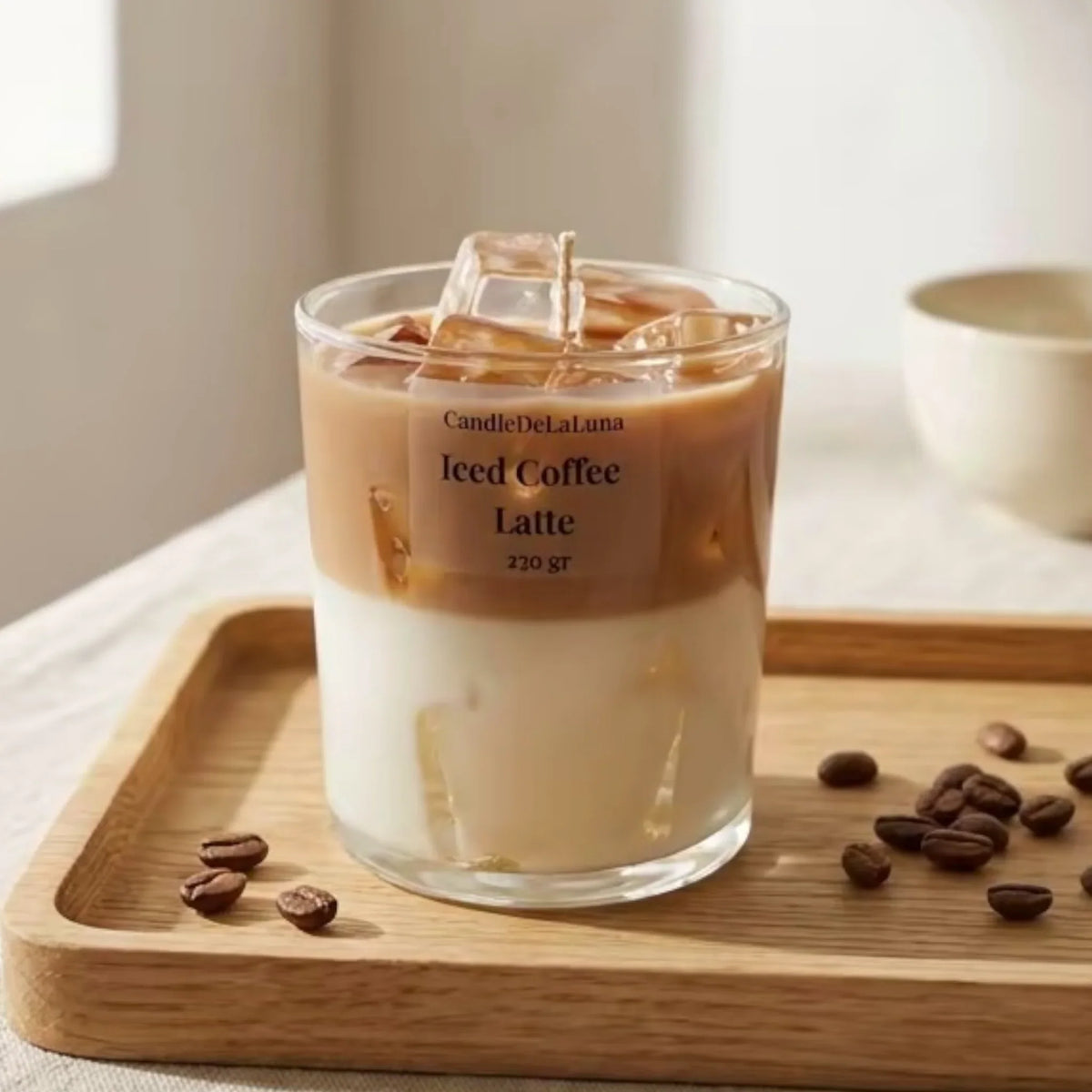Iced Strawberry Matcha Latte Kerze – Dessert Kerze aus Kokoswachs | Handmade Geschenk & Boho Deko